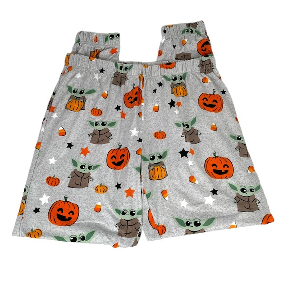 Star Wars The Mandalorian Baby Yoda Halloween Pajamas Gray Orange Size Small - Picture 4 of 8